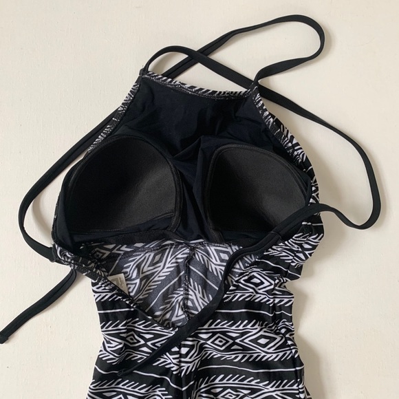 DIVA by Rachel Pappo One Piece halter Swimsuit Size 6 - Picture 3 of 10